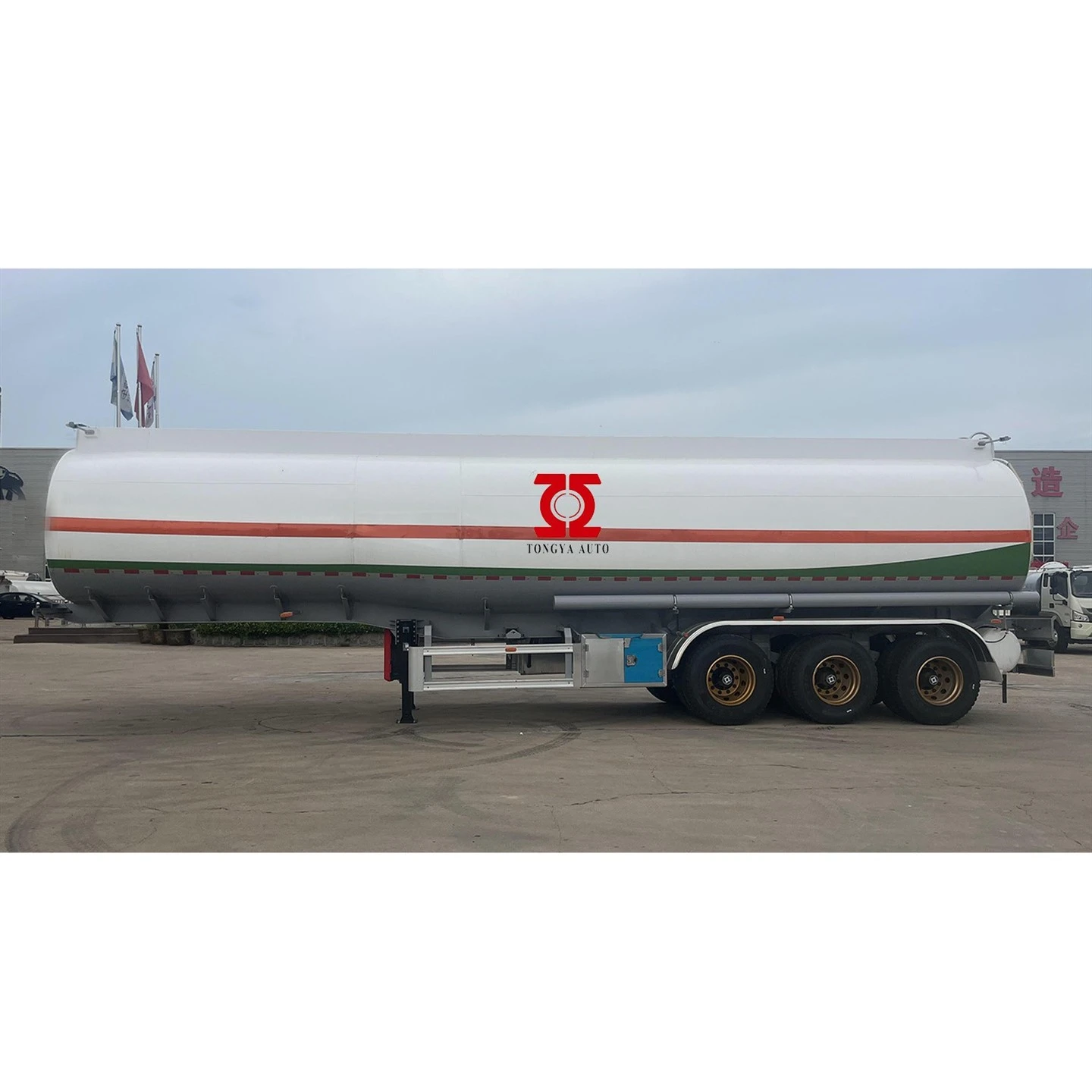 Poluprikolica cisterna za gorivo 45000L